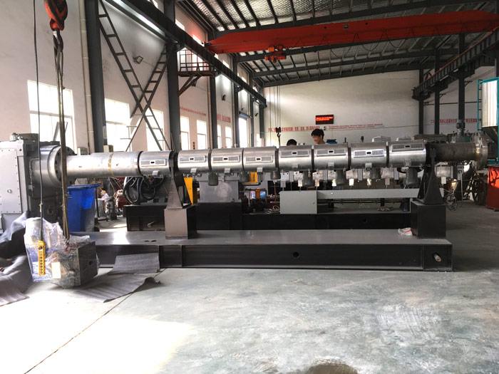 single screw extruder.jpg