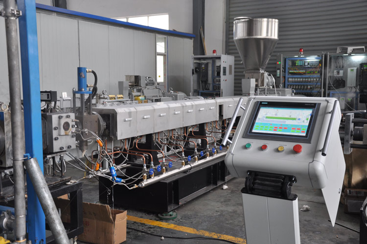 twin-screw-extruder