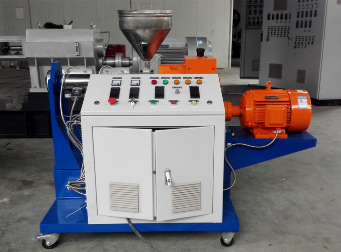 Laboratory grade extruder 