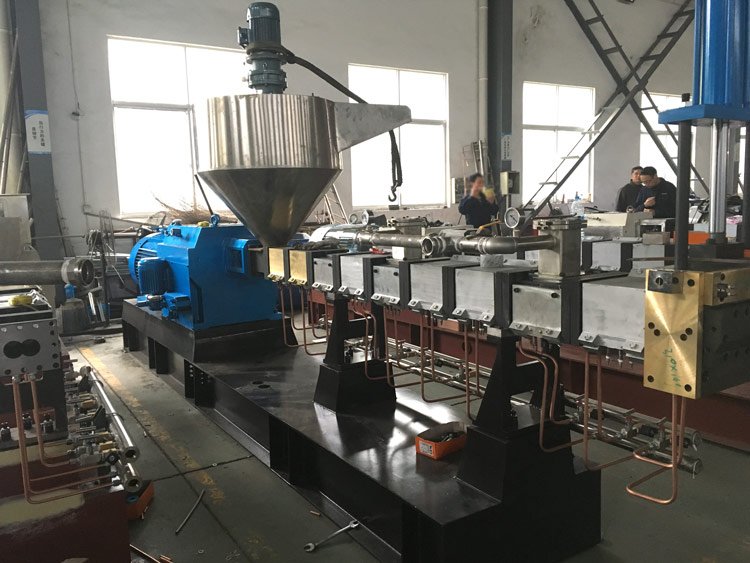 twin-screw-extruders