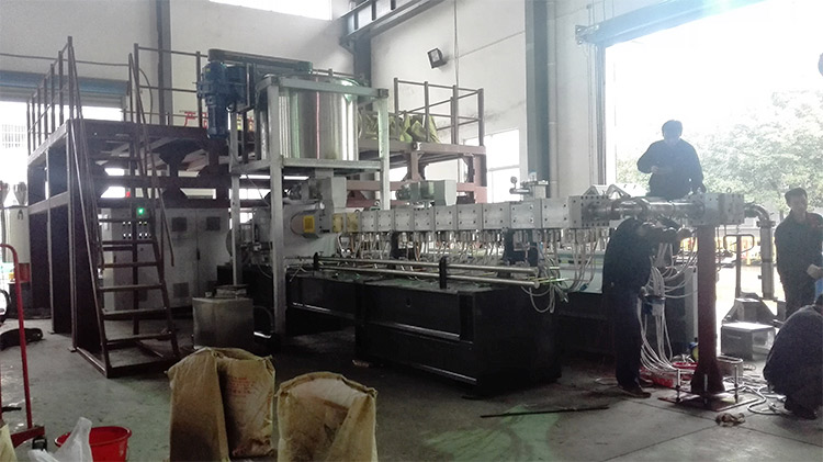 two-stage-twin-screw-extruder.jpg